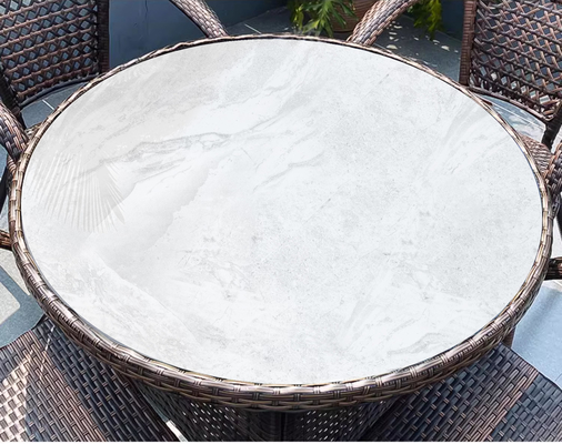 বহিরঙ্গন গ্লাস টেবিল